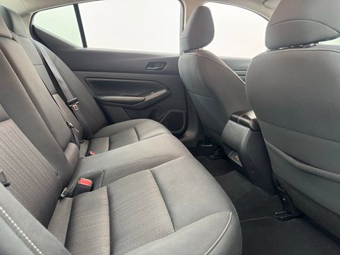 Used 2025 Nissan Altima 2.5 SV FWD image 31