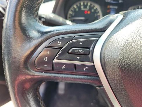 Used 2018 INFINITI Q50 Luxe w/ Essential Package (3.0T Luxe) AWD/4WD image 21