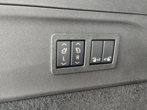 New 2025 Cadillac Escalade IQ Luxury 1 image 42