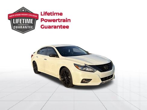 Used 2018 Nissan Altima 2.5 SR w/ SR Midnight Edition FWD image 8