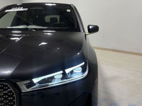 Used 2023 BMW iX xDrive50 w/ Premium Package AWD/4WD image 34