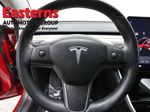 Used 2018 Tesla Model 3 Long Range image 10