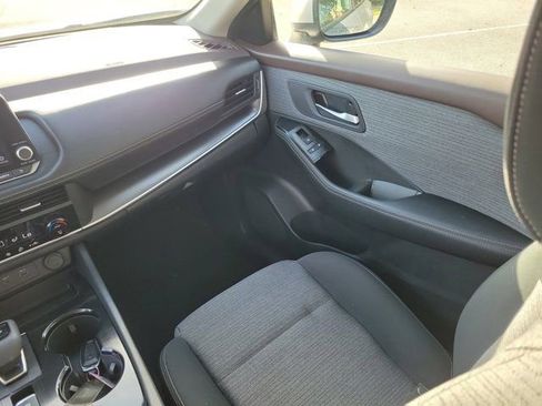 Certified 2023 Nissan Rogue SV AWD/4WD image 17