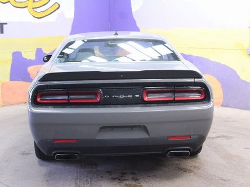 Used 2019 Dodge Challenger R/T w/ Blacktop Package image 7