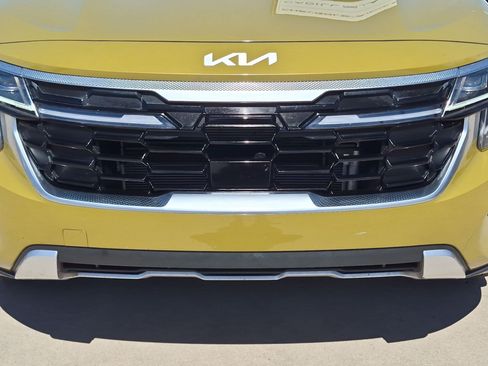 Certified 2024 Kia Seltos SX AWD/4WD image 9