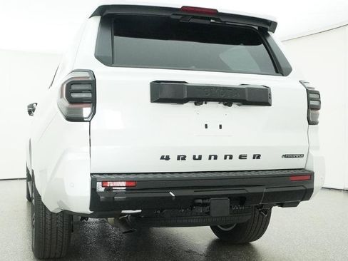 New 2026 Toyota 4Runner Limited AWD/4WD image 5