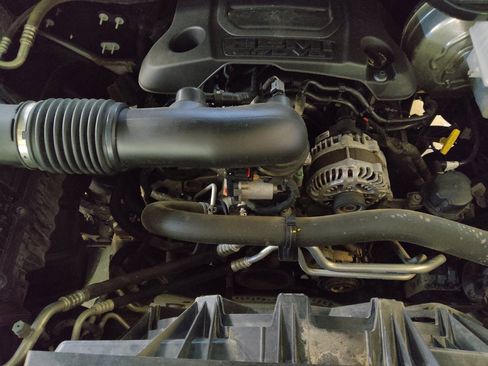 Used 2020 RAM 1500 Big Horn AWD/4WD image 30