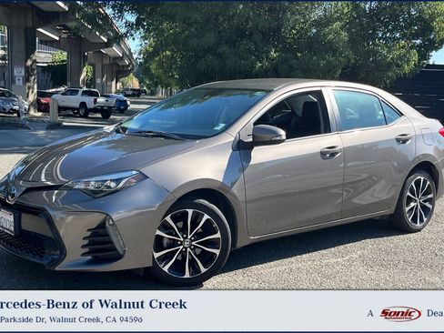 Used 2019 Toyota Corolla SE FWD image 1