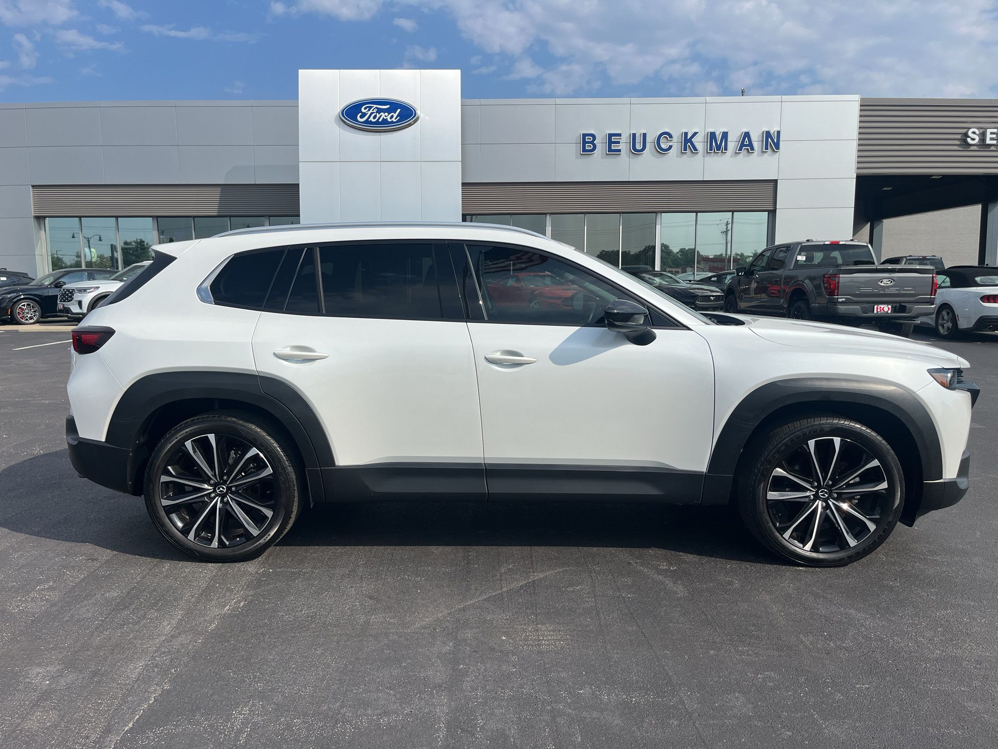 Used 2023 MAZDA CX-50 AWD 2.5 S w/ Cargo Package image 11