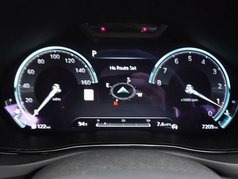 Used 2025 Genesis GV70 3.5T Sport w/ Sport Prestige Package AWD/4WD image 21