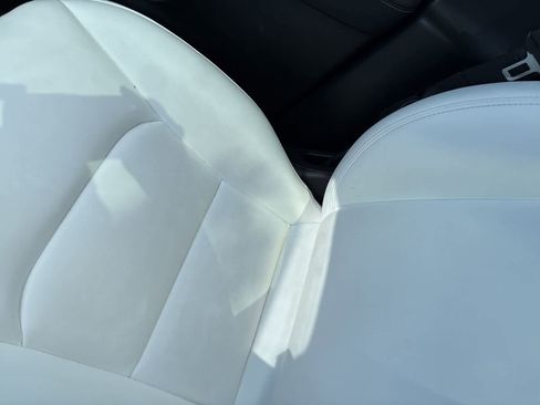 Used 2024 Tesla Model Y Long Range RWD image 5