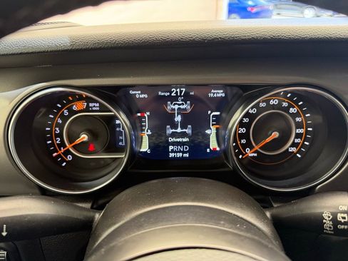 Used 2021 Jeep Wrangler Unlimited Sport AWD/4WD image 39