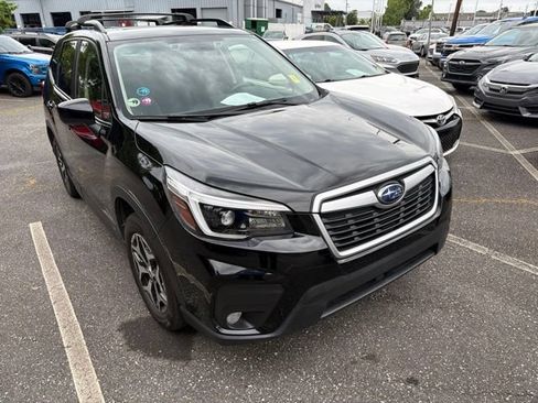 Used 2021 Subaru Forester Premium w/ Popular Package #1 AWD/4WD image 3