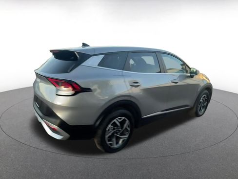 Used 2025 Kia Sportage LX FWD image 15