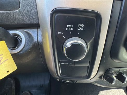 Used 2018 RAM 2500 SLT AWD/4WD image 14