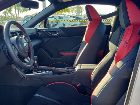 Used 2025 Subaru BRZ Limited image 15