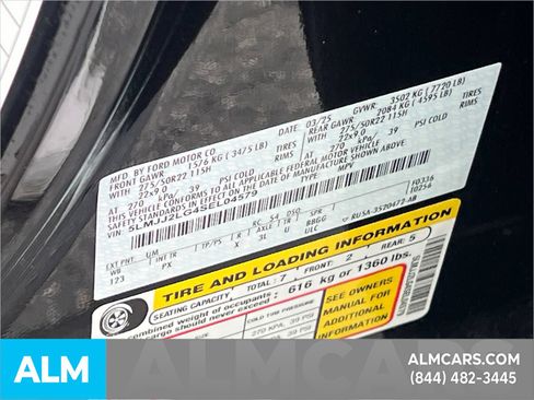 Used 2025 Lincoln Navigator Reserve AWD/4WD image 38