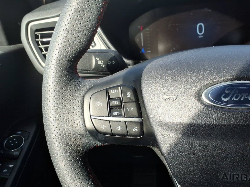 Used 2024 Ford Escape ST-Line w/ Tech Pack #1 AWD/4WD image 19