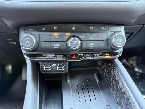 New 2026 Dodge Durango SRT Hellcat w/ Premium Group AWD/4WD image 29