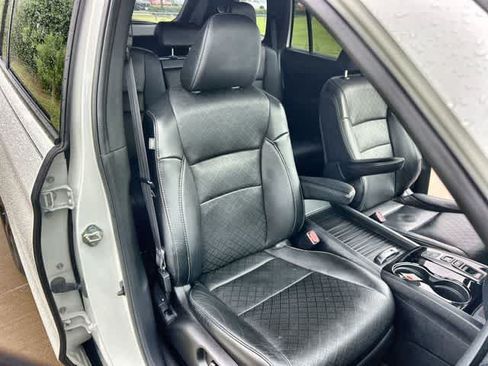 Used 2020 Honda Passport Elite image 12