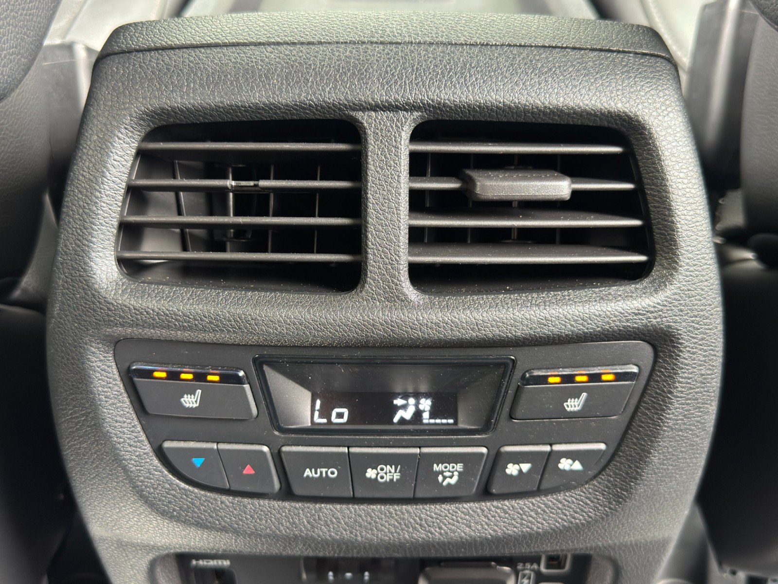 Used 2022 Honda Pilot Touring image 37