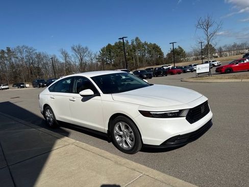 New 2026 Honda Accord LX image 6