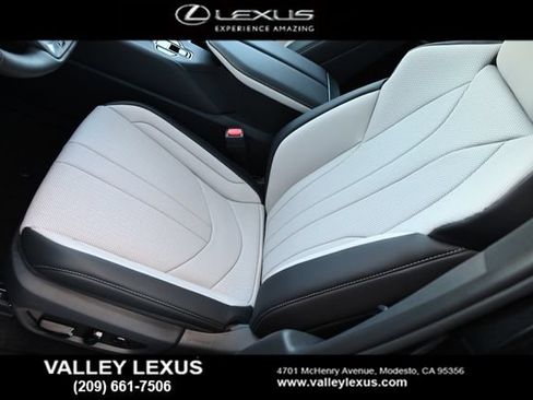 New 2026 Lexus TX 500h AWD image 13