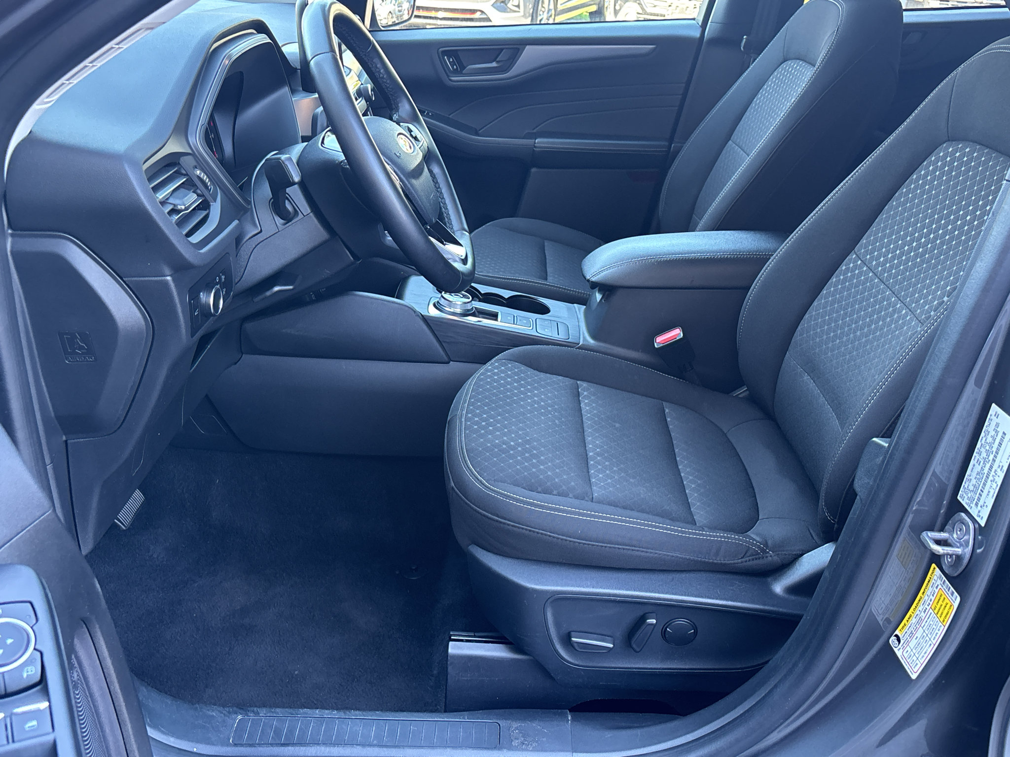 Used 2024 Ford Escape Active AWD/4WD image 11