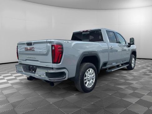 Used 2024 GMC Sierra 2500 SLT w/ SLT Premium Package AWD/4WD image 4