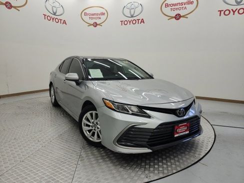 Used 2023 Toyota Camry LE image 1