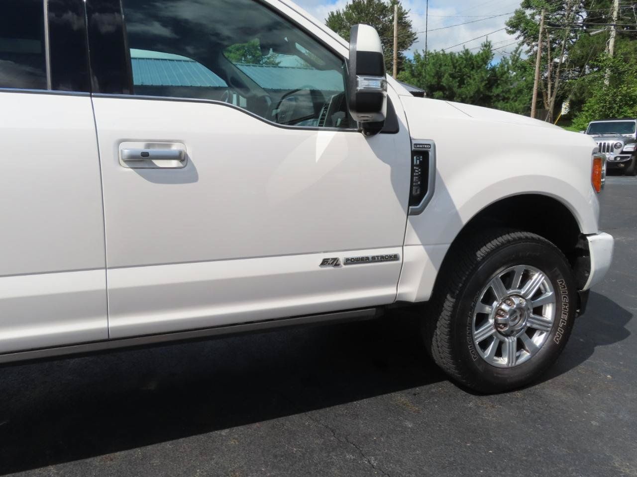 Used 2018 Ford F350 Limited AWD/4WD image 22