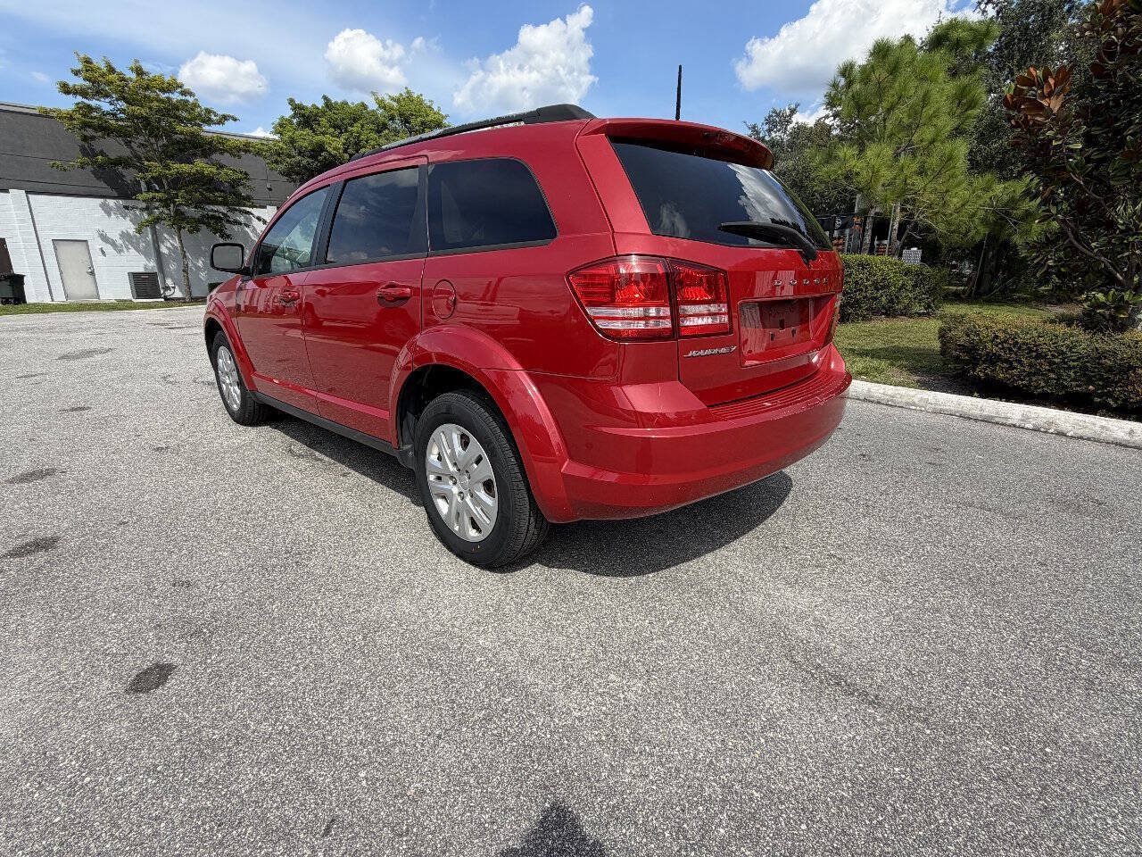 Used 2018 Dodge Journey SE FWD image 5