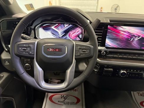 New 2026 GMC Sierra 1500 SLT w/ X31 Off-Road Package image 17