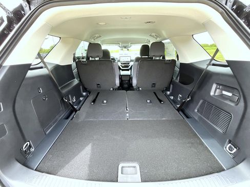 New 2026 Ford Explorer Active AWD/4WD image 18