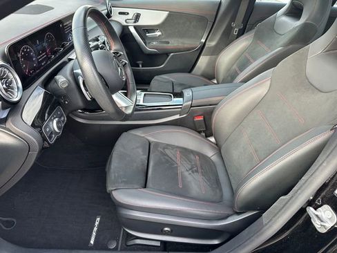 Used 2025 Mercedes-Benz CLA 250 4MATIC image 18