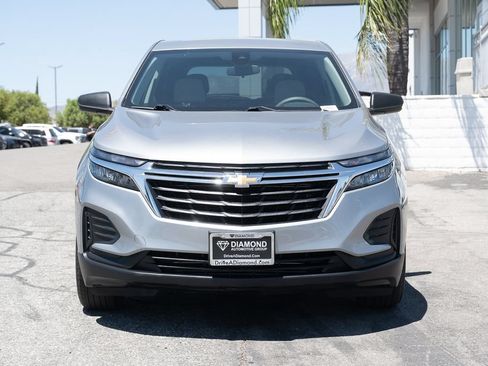 Used 2024 Chevrolet Equinox LS w/ LS Convenience Package FWD image 3