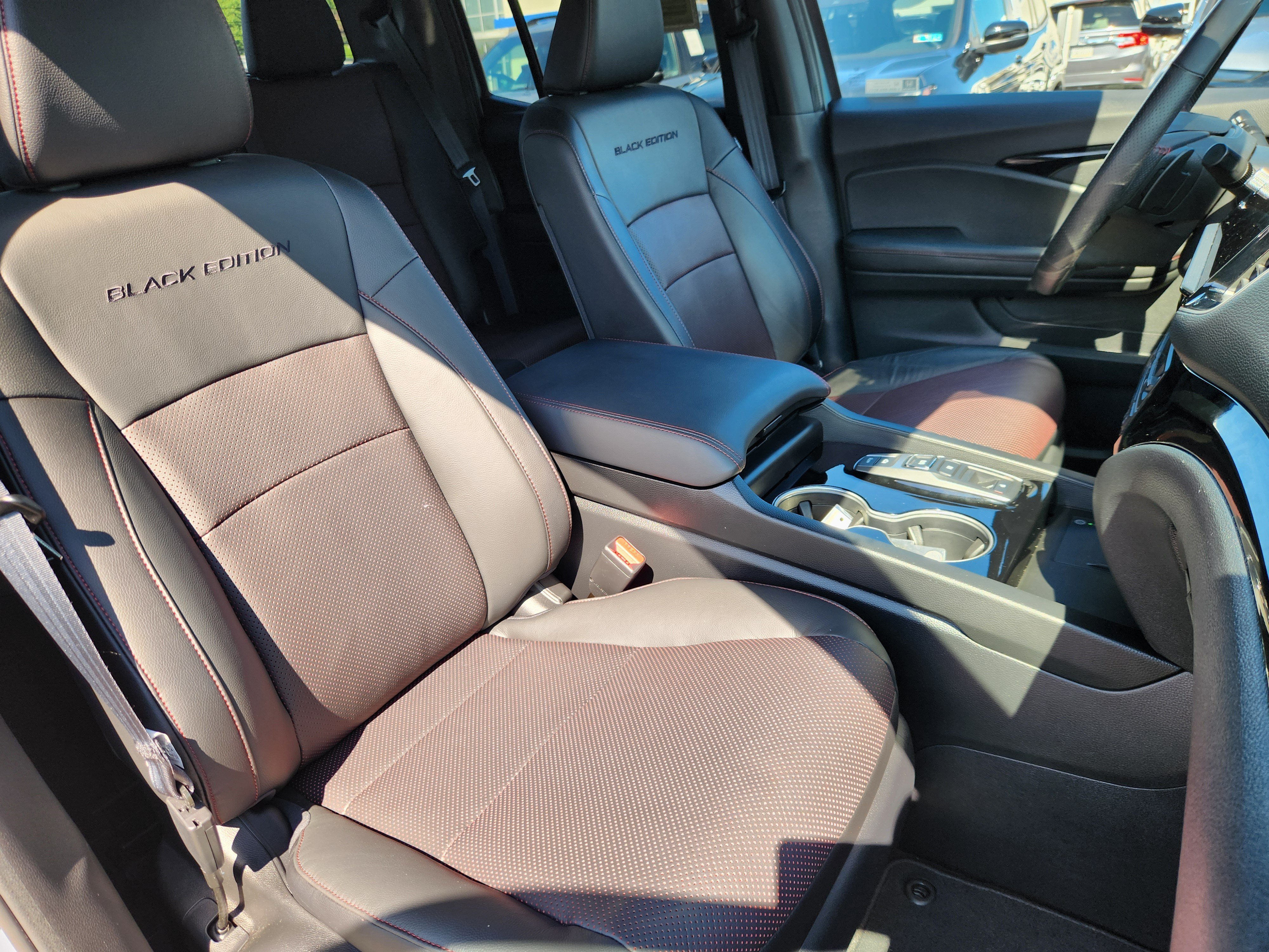 Certified 2025 Honda Ridgeline Black Edition image 15