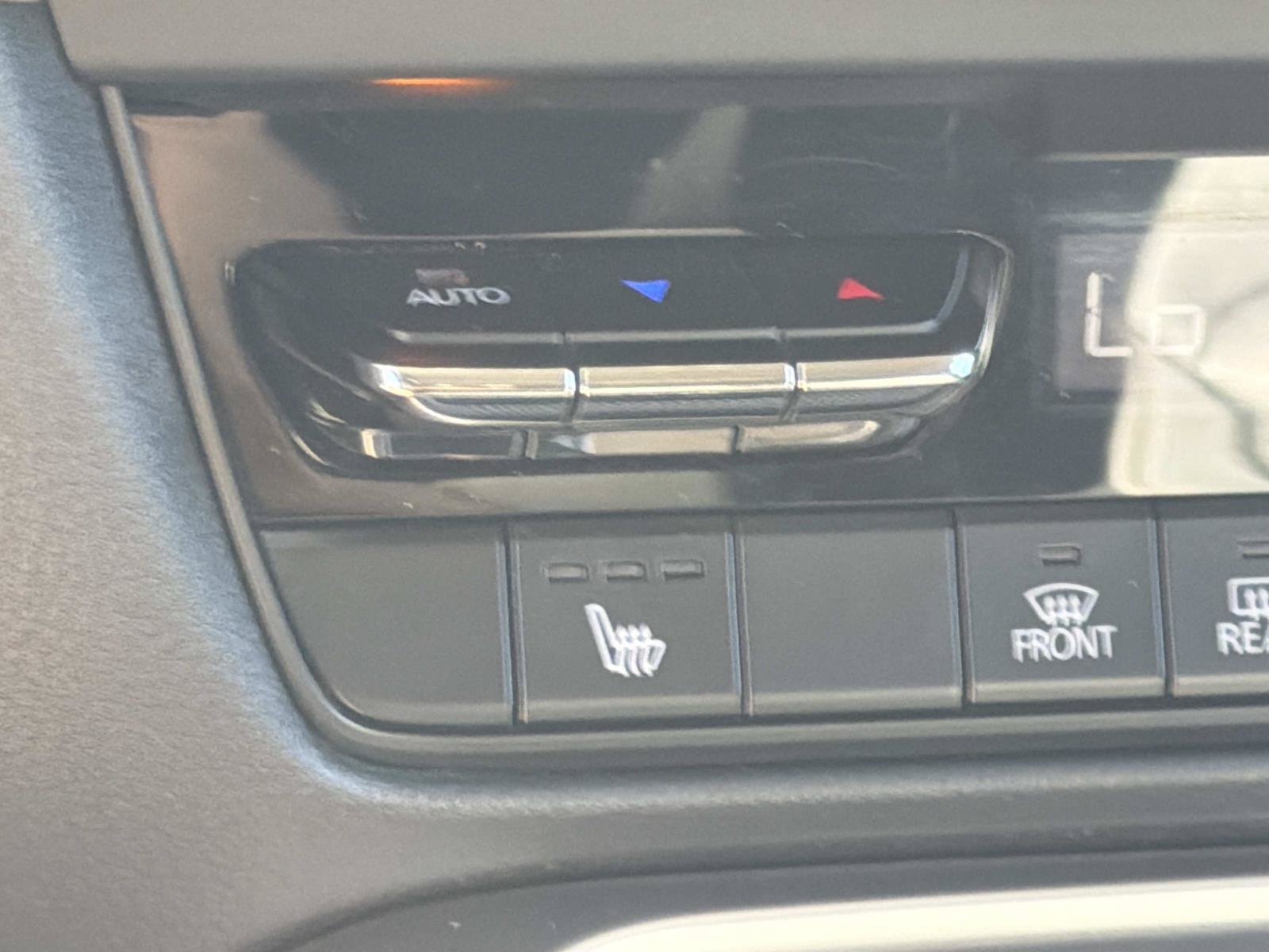 Used 2024 MAZDA CX-90 Plug-In Hybrid w/ Preferred AWD/4WD image 15