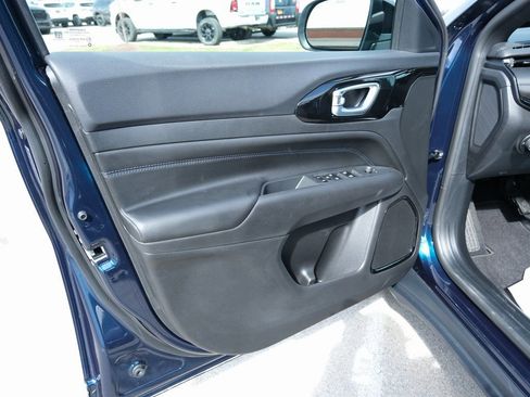 New 2026 Jeep Compass Latitude AWD/4WD image 15