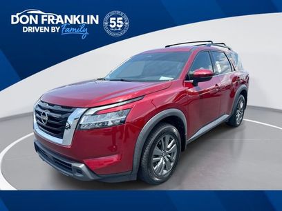 Certified 2022 Nissan Pathfinder SV
