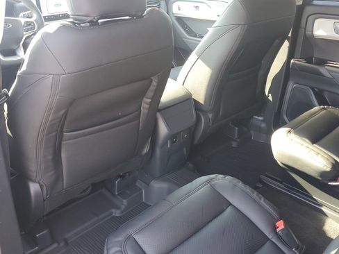 New 2026 Ford Explorer Active AWD/4WD image 26