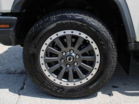 Used 2024 INEOS Grenadier AWD/4WD image 38
