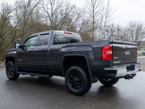 Used 2015 GMC Sierra 2500 SLE w/ SLE Preferred Package AWD/4WD image 5