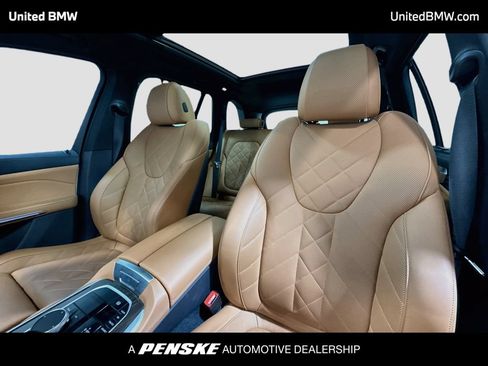 Used 2023 BMW X5 xDrive40i w/ M Sport Package AWD/4WD image 12