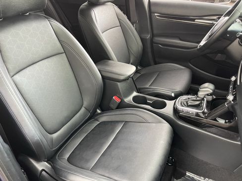Certified 2024 Kia Seltos EX FWD image 9