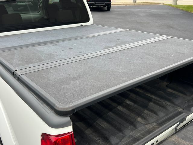Used 2019 Nissan Frontier S RWD image 8