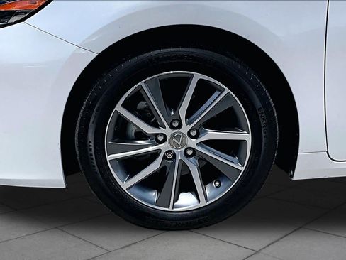 Used 2018 Lexus ES 300h w/ Luxury Package FWD image 9