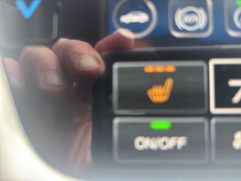 New 2025 Subaru Outback Premium image 21