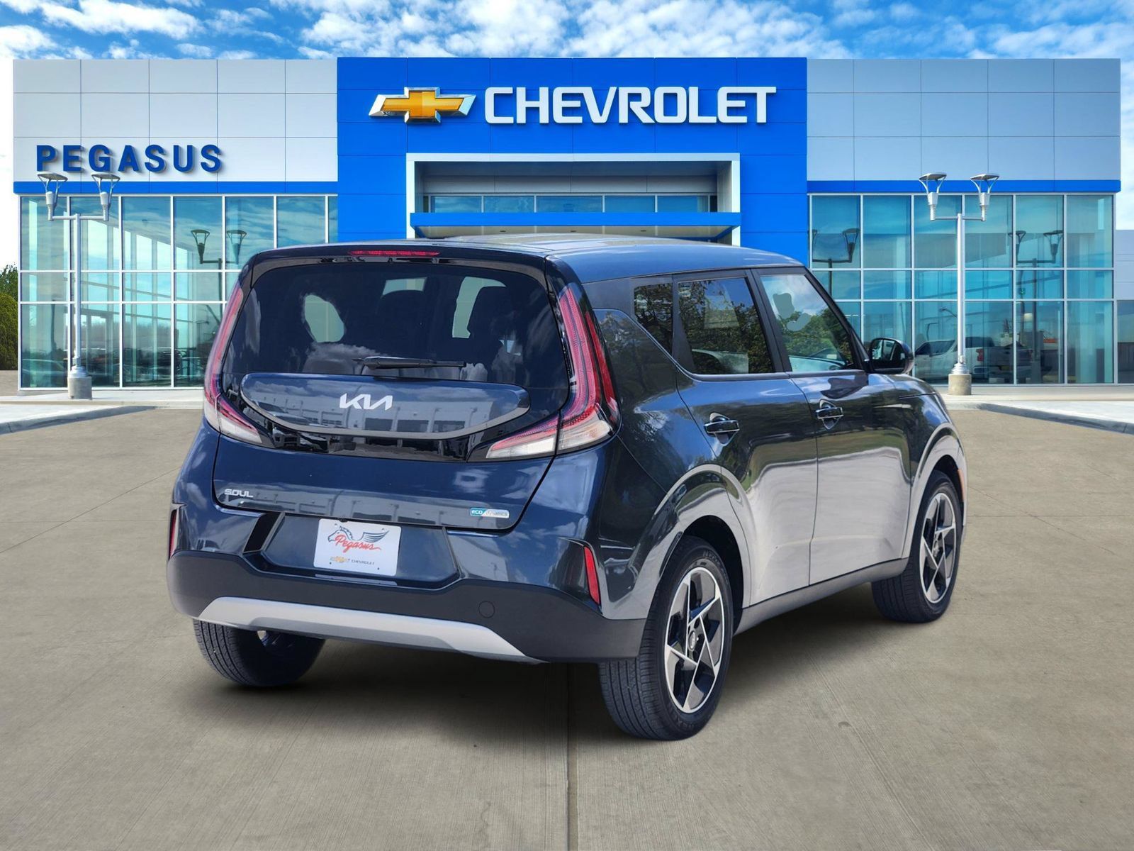 Used 2025 Kia Soul EX FWD image 5