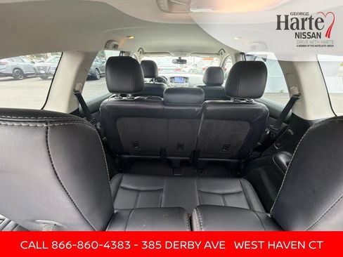 Used 2020 Nissan Pathfinder SL AWD/4WD image 25